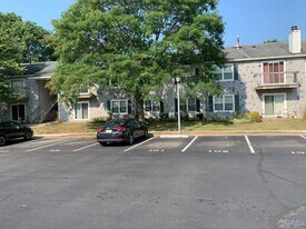 101 Quince Ct in Trenton, NJ - Building Photo