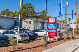 KNC Square in Las Vegas, NV - Building Photo - Building Photo