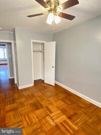1303 E Johnson St photo'