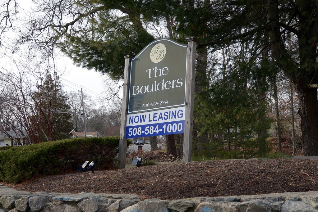 Boulders Apartments Brockton, MA Apartments For Rent