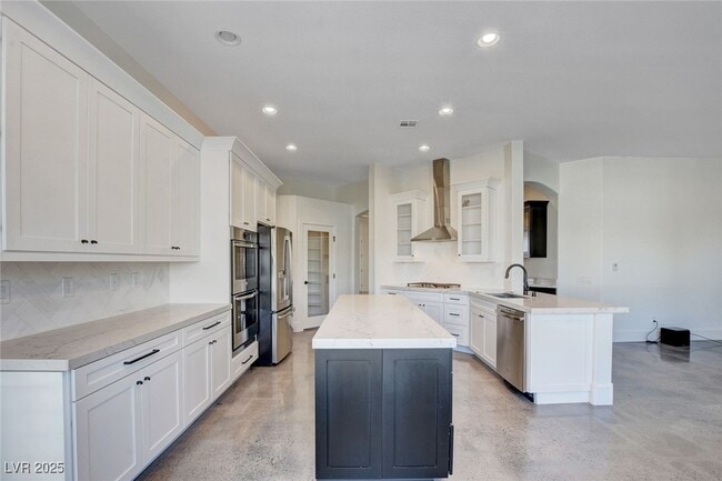 property at 10728 Elm Ridge Ave