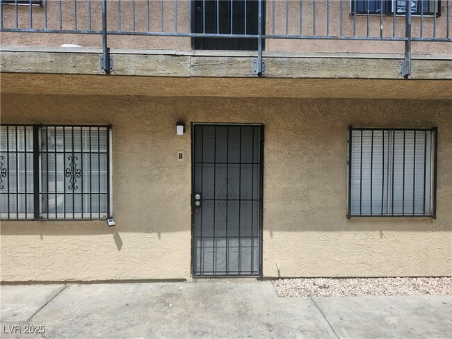 property at 3437 E Cheyenne Ave