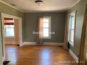 6 Gilbert St in Orono, ME - Building Photo - Building Photo