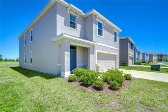 10555 Penny Gale Loop in San Antonio, FL - Building Photo - Building Photo