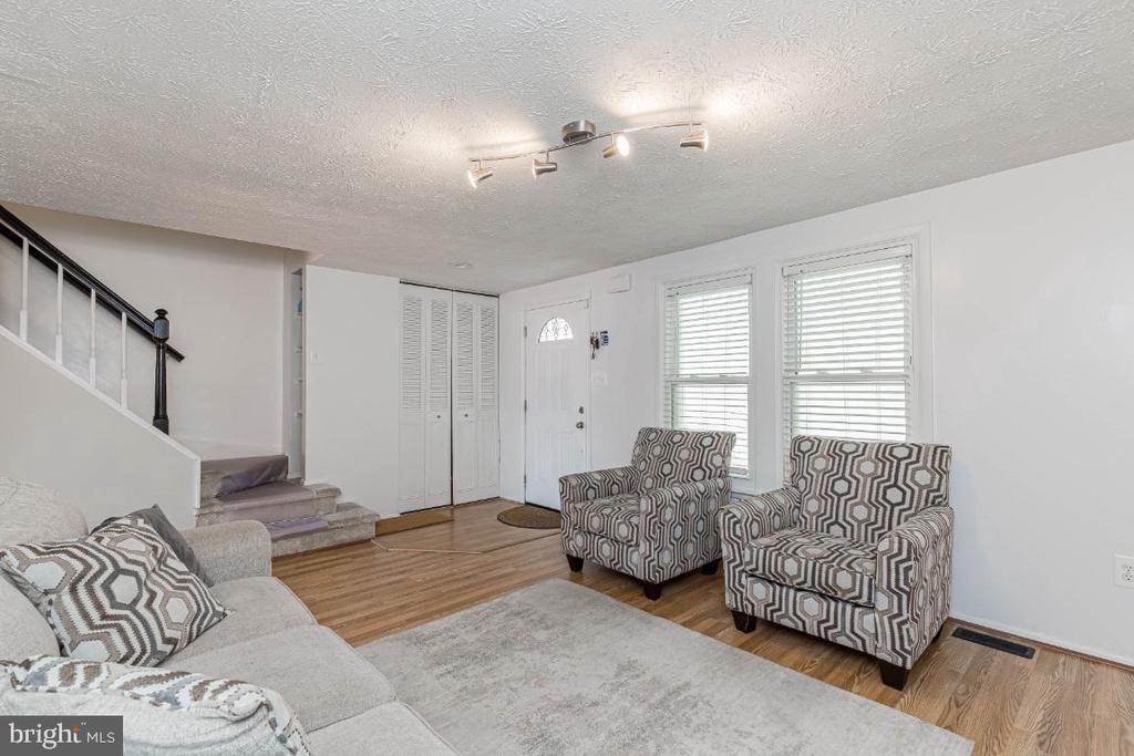 11260 Westport Dr in Bowie, MD - Building Photo