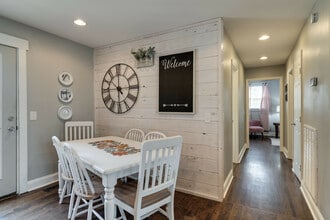 121 Dennis Rd in Hendersonville, TN - Building Photo - Building Photo