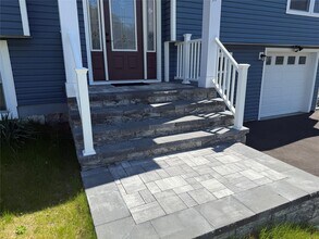 37 Ruland Rd N in Selden, NY - Building Photo - Building Photo