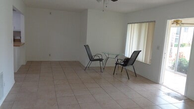 5883 La Paseos Dr in Greenacres, FL - Building Photo - Building Photo