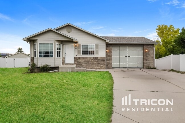 property at 510 N 30th Ave Ct