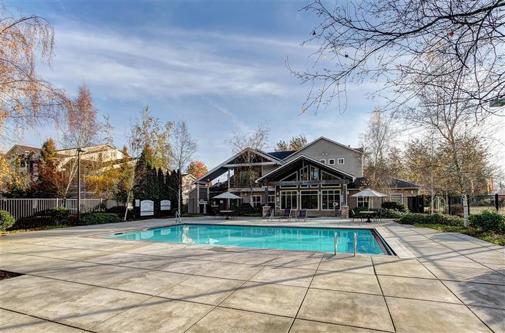 River Trail in Puyallup, WA - Foto de edificio