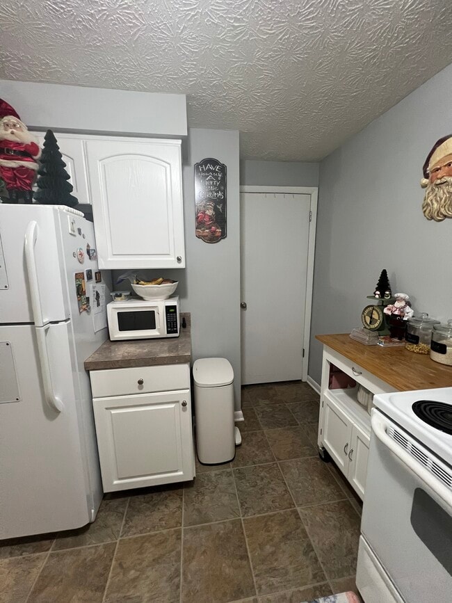 property at 1825 Koran Ave NW