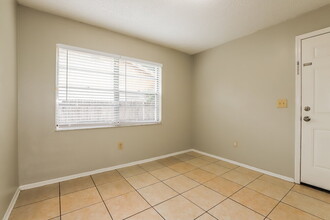 110 Field Ln in Seffner, FL - Building Photo - Building Photo