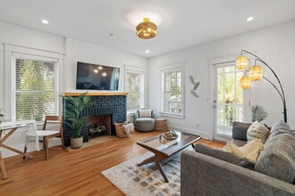 211 Arpieka Ave in St. Augustine, FL - Building Photo - Building Photo