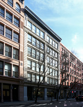 116-118 Wooster St in New York, NY - Building Photo - Building Photo