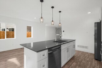 5282 Columbine Ln in Denver, CO - Building Photo - Building Photo