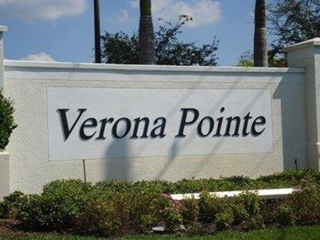 16122 Ravina Way in Naples, FL - Building Photo