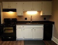 126 E Main St, Unit 2 photo'