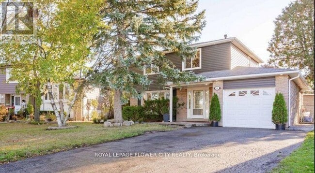 property at 12 Gondola Crescent