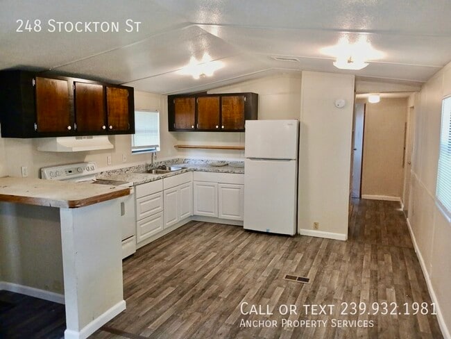 248 Stockton St in North Fort Myers, FL - Building Photo - Building Photo