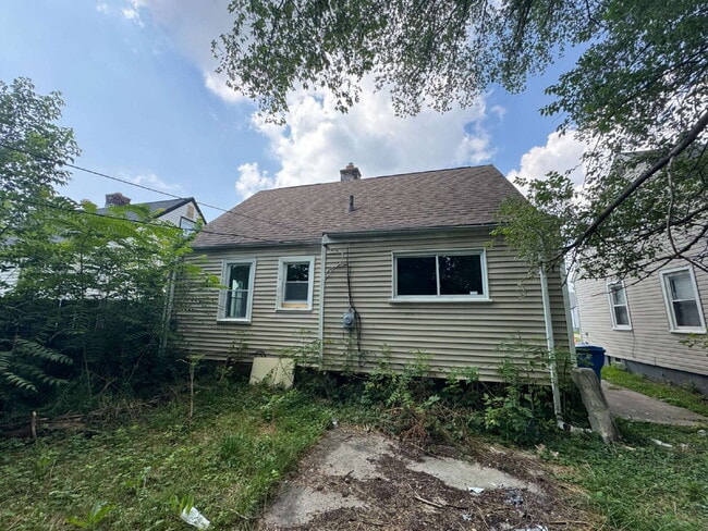 4133 Moore St in Inkster, MI - Building Photo - Building Photo
