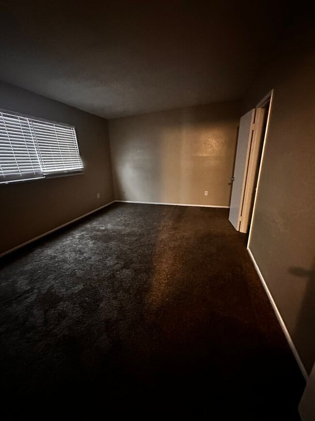 3509 Sampson Ct in Bakersfield, CA - Building Photo - Building Photo