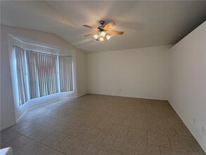 2739 Simms Ave in Kingman, AZ - Building Photo - Building Photo