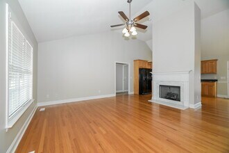2951 Buckner Ln in Spring Hill, TN - Building Photo - Building Photo