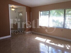 9703 NW 42nd Ct in Sunrise, FL - Building Photo - Building Photo