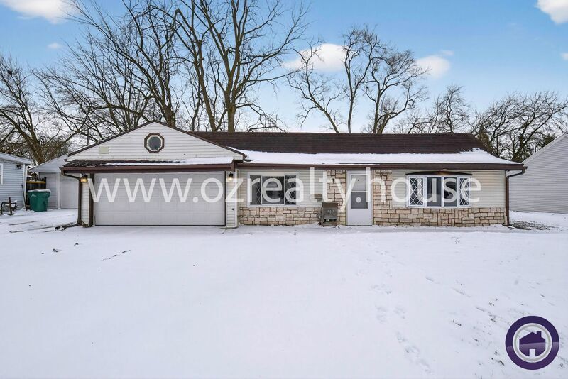 307 Venice Dr in Northwood, OH - Building Photo