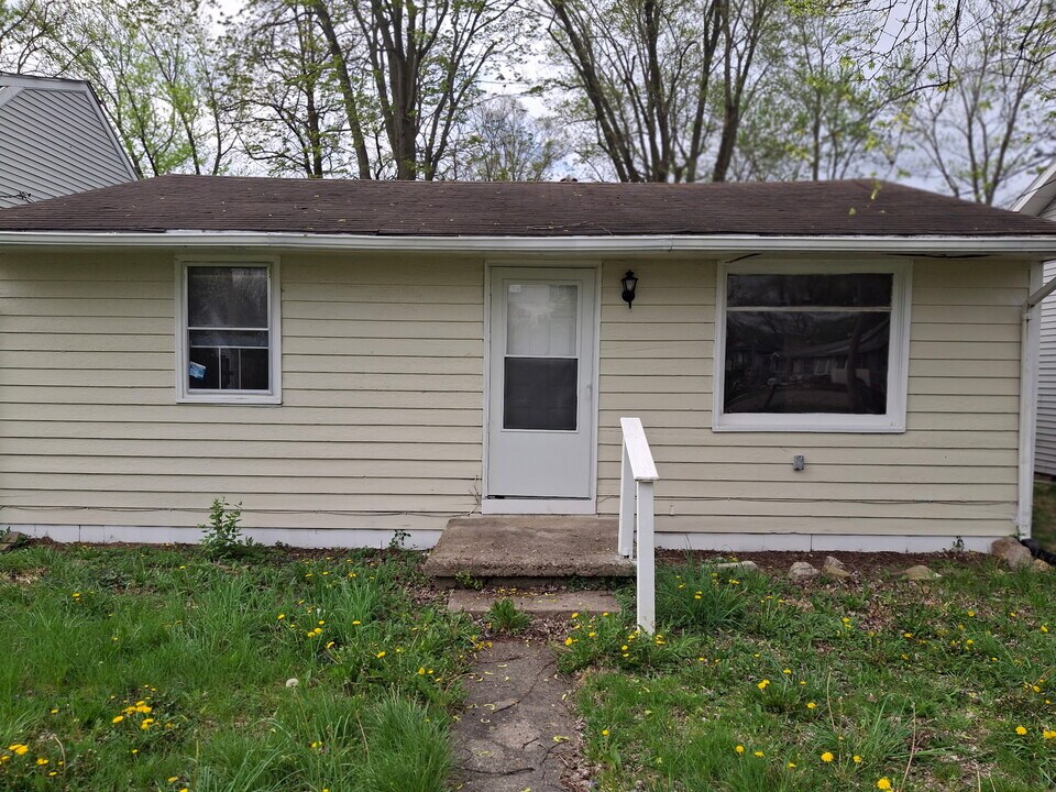 1807 W 27th St in Anderson, IN - Building Photo