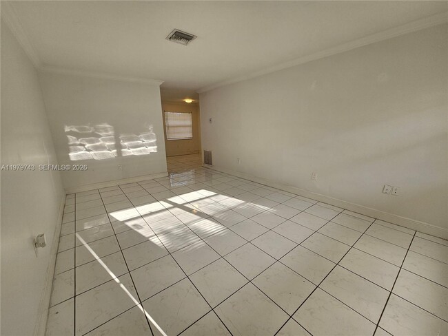 3019 SW 68th Terrace in Miramar, FL - Building Photo - Building Photo