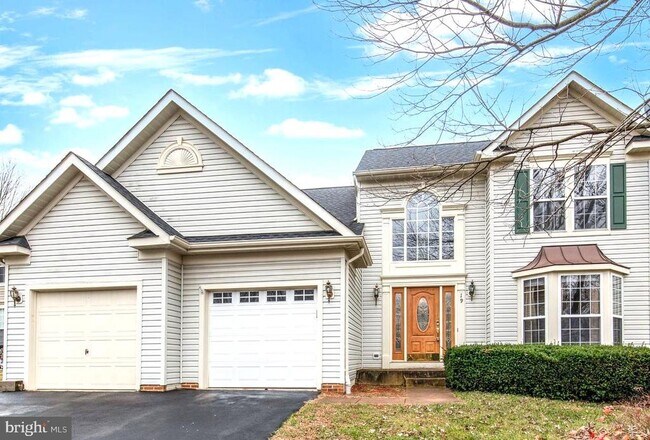 property at 19 Blue Spruce Cir