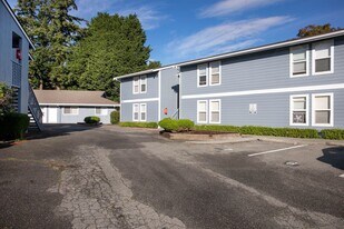 Glacier Park Apartments in Bellingham, WA - Building Photo
