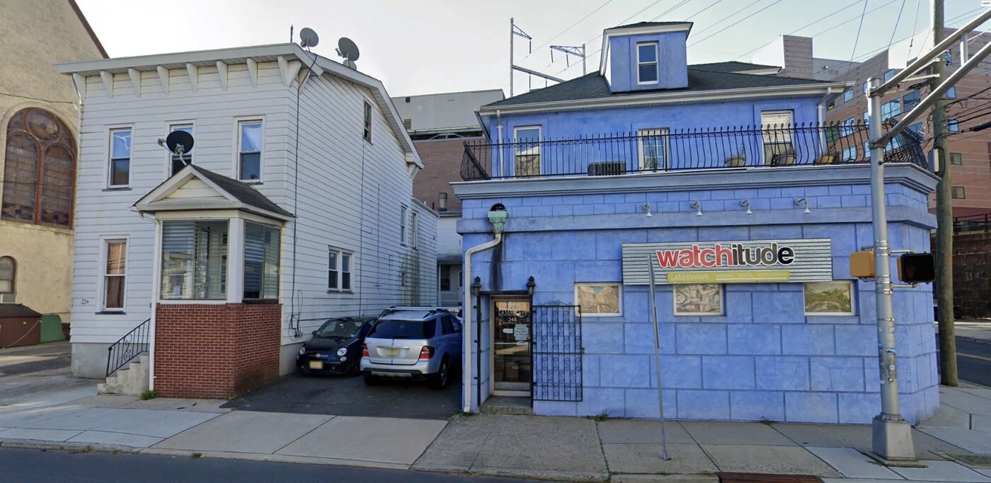 22A Joyce Kilmer Ave in New Brunswick, NJ - Building Photo