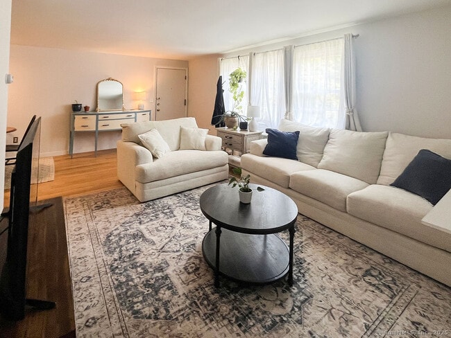 6 Grandview Dr in Farmington, CT - Building Photo - Building Photo