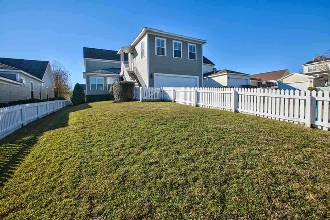 property at 2106 Merrifield Ln
