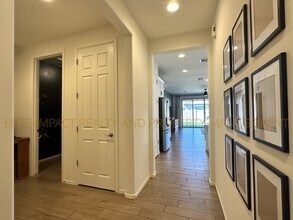 6630 E Via Arroyo Largo in Tucson, AZ - Building Photo - Building Photo