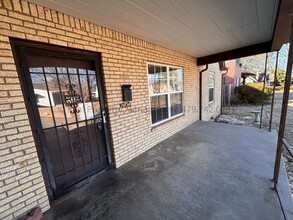 2404 S O St in Fort Smith, AR - Building Photo - Building Photo