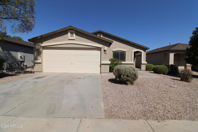 1840 E Desert Rose Trail