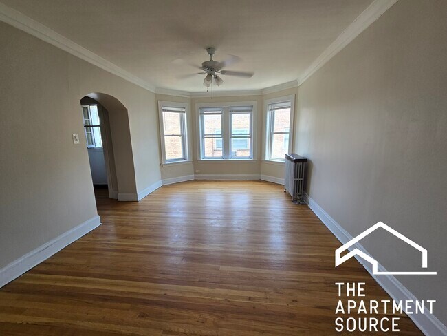 property at 1936 W Estes Ave