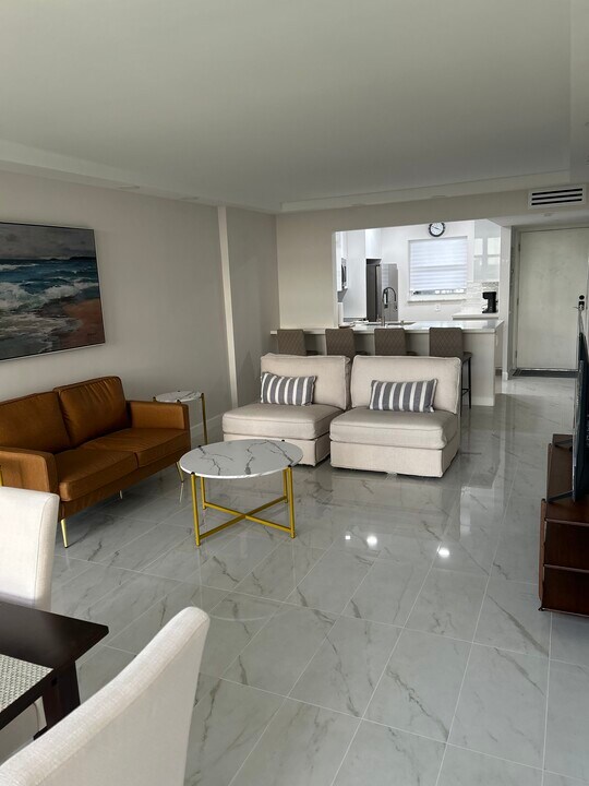 1391 S Ocean Blvd, Unit 605 in Pompano Beach, FL - Building Photo