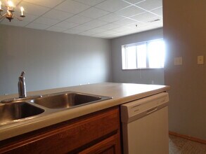 200 2nd St W in Hector, MN - Building Photo - Building Photo