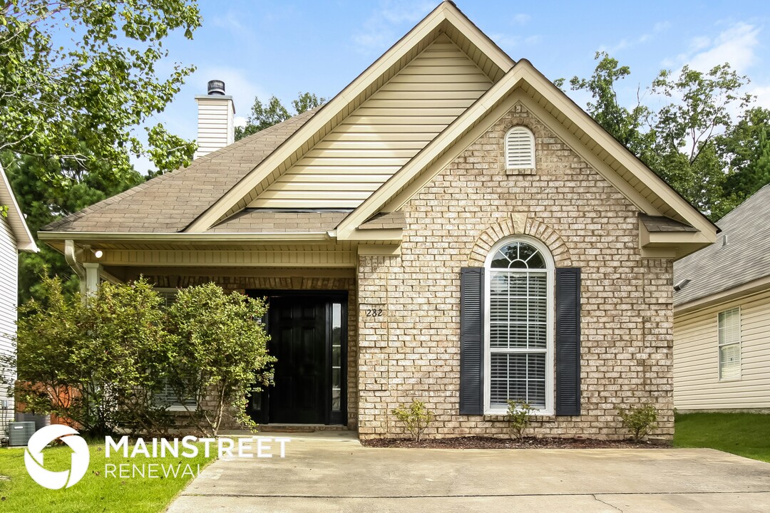 282 Forest Lakes Dr in Sterrett, AL - Building Photo