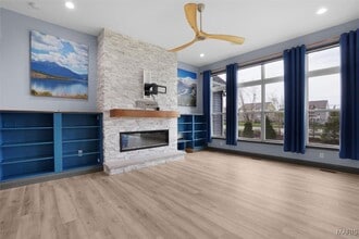 215 Wyndemere Ln in Lake St. Louis, MO - Building Photo - Building Photo