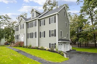 9 Woodlawn Ave in Billerica, MA - Building Photo
