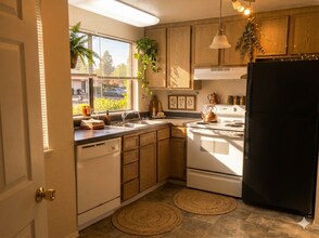 2431 Poplar St SE, Unit 2431 in Auburn, WA - Building Photo - Building Photo