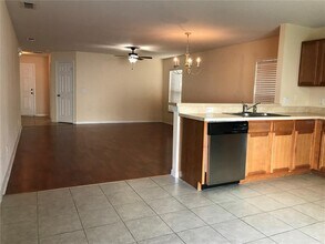 912 Windrose Dr in Orlando, FL - Building Photo - Building Photo