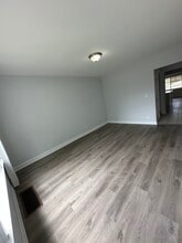 6134 S Tripp Ave in Chicago, IL - Building Photo - Building Photo