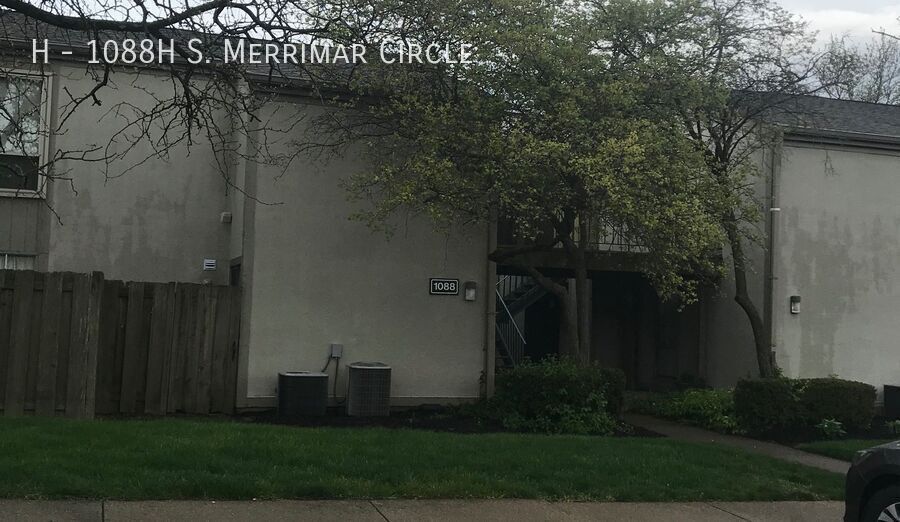 1088 Merrimar Cir S in Columbus, OH - Foto de edificio