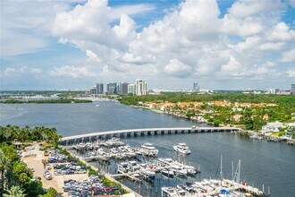 3 Grove Isle Dr in Coral Gables, FL - Building Photo - Building Photo